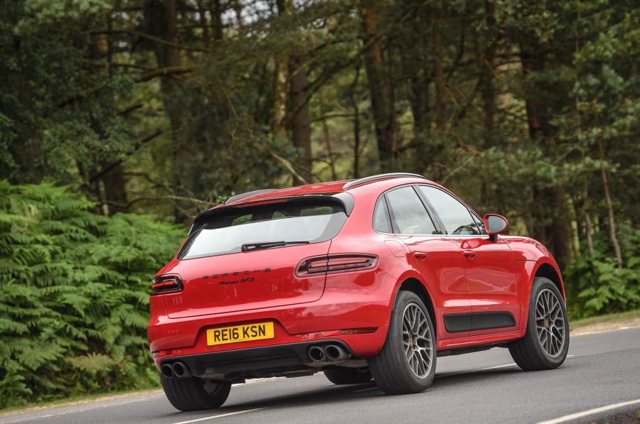  Porsche Macan GTS 2016 года  (UK) (фото 14 из 30)
